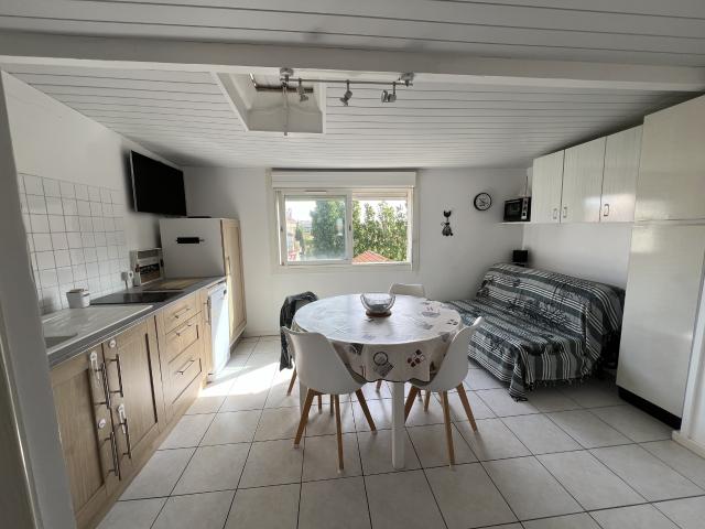 APPARTEMENT PROCHE CENTRE ET PLAGE