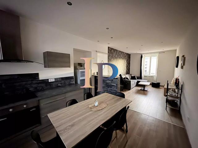 APPARTEMENT PROCHE CENTRE VILLE