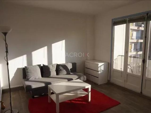 Appartement proche RER B, au 2è étage avec ascenseur
