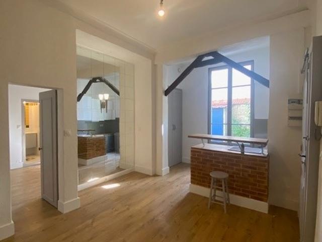 APPARTEMENT PROCHE RER