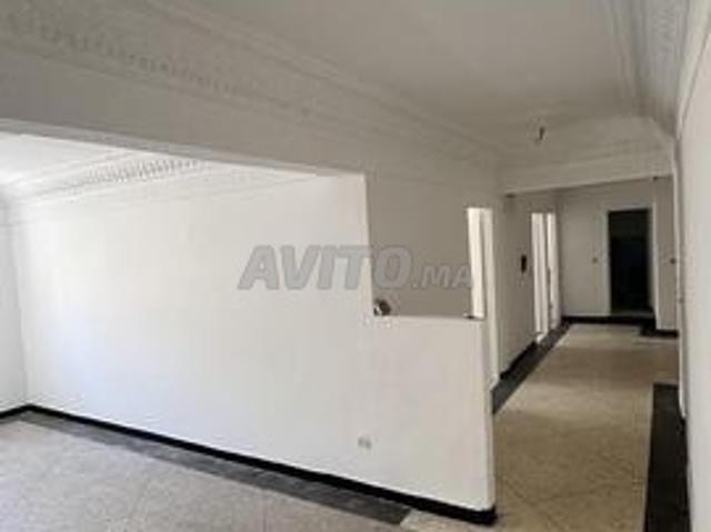Appartement près de l'autoroute à Hay Mohammadi