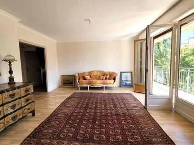 Appartement prestige de centre ville T3 T4 avec balcons