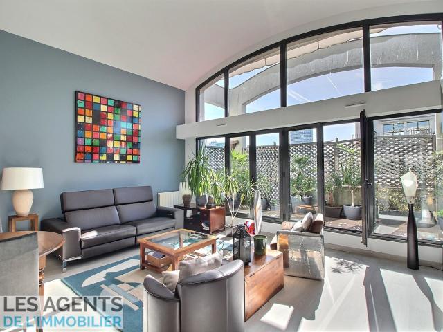 Appartement Puteaux 4 pièces 102 m2, Cave, Parking et Grenier