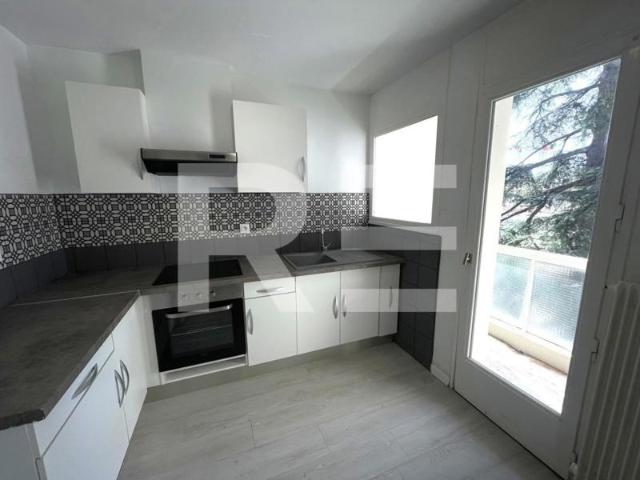 APPARTEMENT QUARTIER CADEREAU