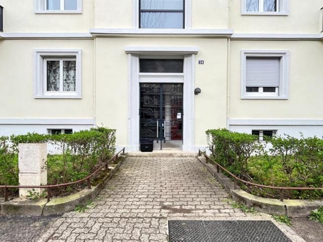 APPARTEMENT QUARTIER DES IV
