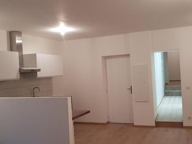 Appartement r�nov� Trets 3 pi�ce s 75.08 m2
