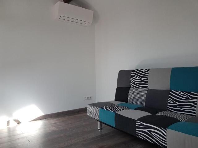 Appartement r�nov� Calas 2 pi�ce s 66.16 m2