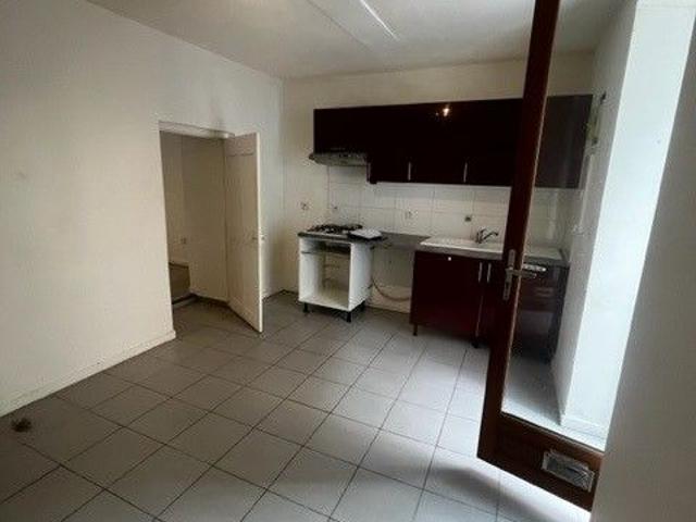 Appartement r�nov� Gr�asque 2 pi�ce s 37.9 m2