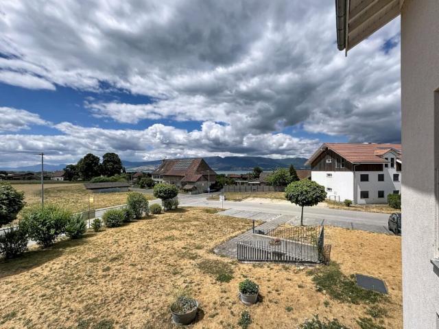Appartement rafraîchi de 3.5 pièces au 1er étage