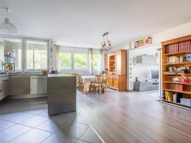 Appartement RDC 105 m2
