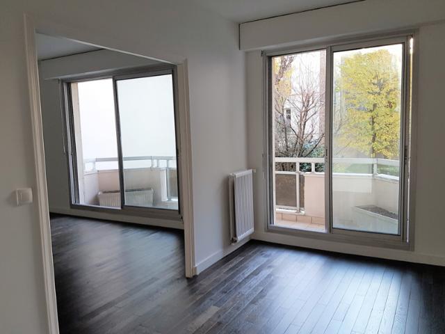 Appartement RDC 123 m2 5 pièces