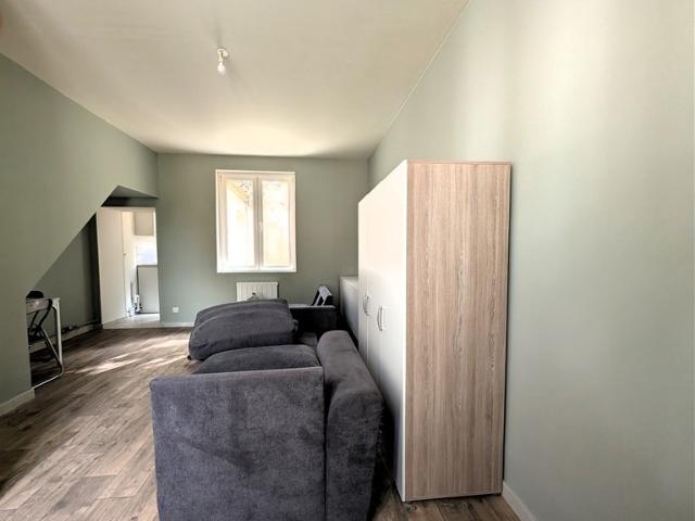 Appartement RDC 24.60 m2 1 pièce Meublé