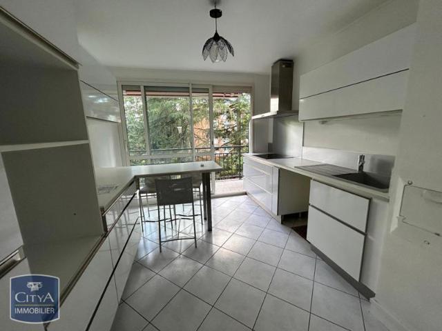 Appartement RDC 64 m2 3 pièces