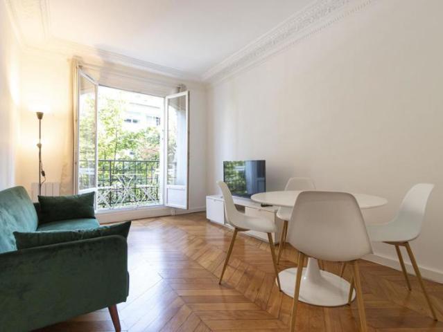 Appartement RDC 76 m2 4 pièces