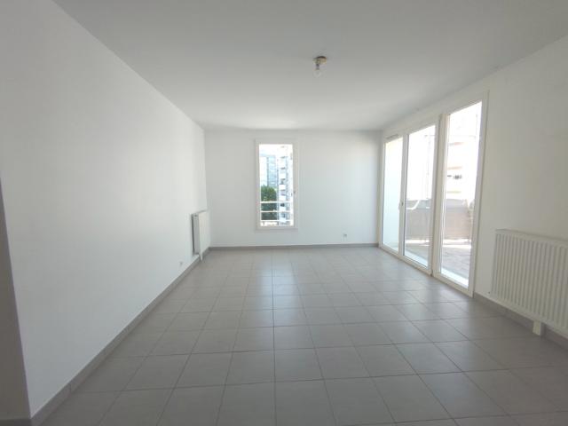 Appartement RDC 84 m2 4 pièces
