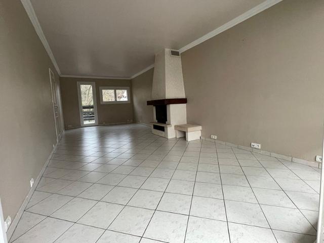 Appartement RDC 90 m2 5 pièces