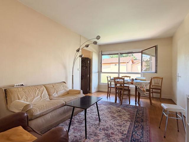 Appartement RDC 94 m2 5 pièces