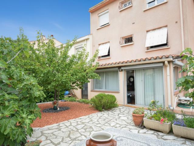 Appartement rdc avec garage et jardin 110m²