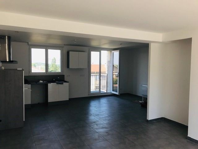APPARTEMENT RDC AVEC JARDIN ET CELLIER