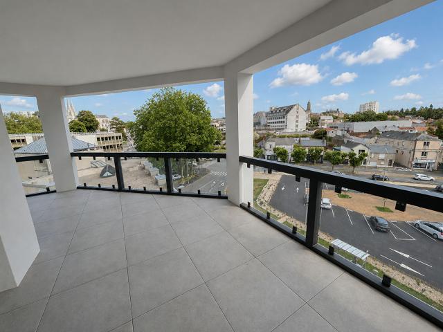 Appartement rénové Cholet Les halles