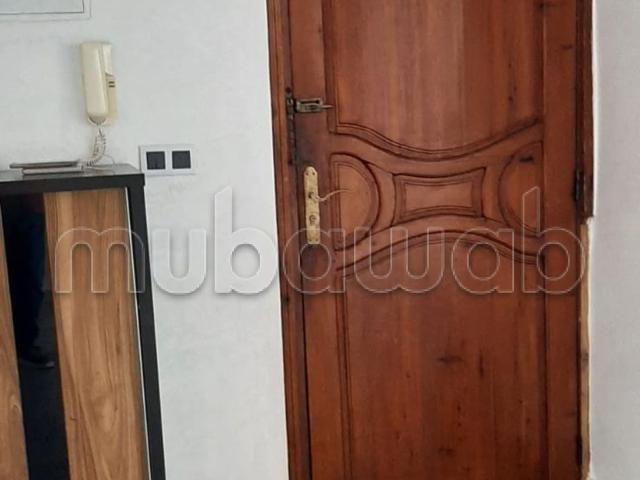Appartement rénové à vendre Av Hassan II Témara