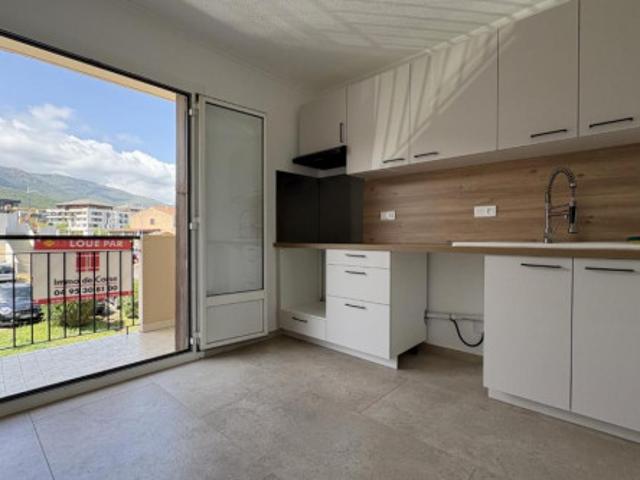 Appartement rénové à Borgo à louer Locagestion, expert en gestion locative