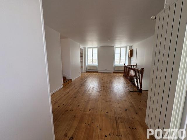 APPARTEMENT RENOVE A LOUER EN TRIPLEX DE TYPE F4 SUR SAINT PIERRE EGLISE