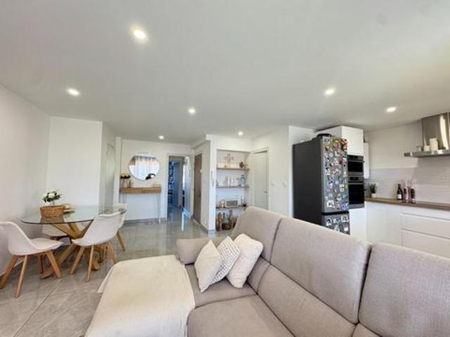 APPARTEMENT RÉNOVÉ AVEC DOUBLES EXTÉRIEURS