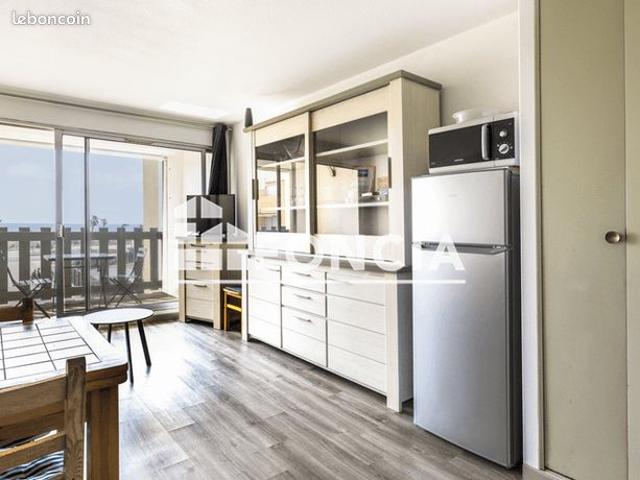 Appartement rénové avec vue mer – Secteur plage