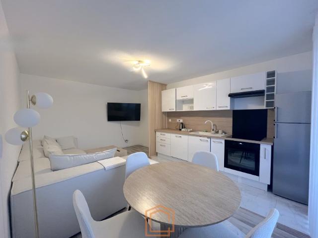 APPARTEMENT RENOVE AVEC BALCON