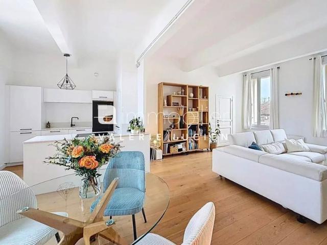 Appartement lumineux rénové avec box – cœur de Saint Rémy de Provence