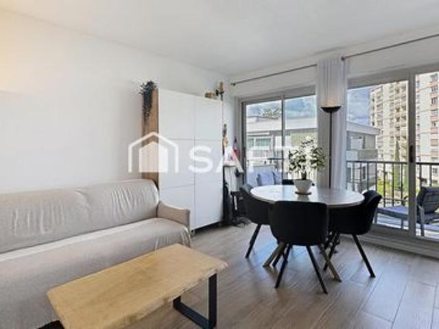 Appartement rénové dans une résidence sécurisé
