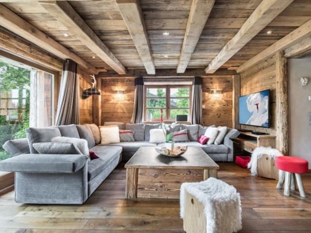 Appartement rénové dans demi chalet, 4 chambres