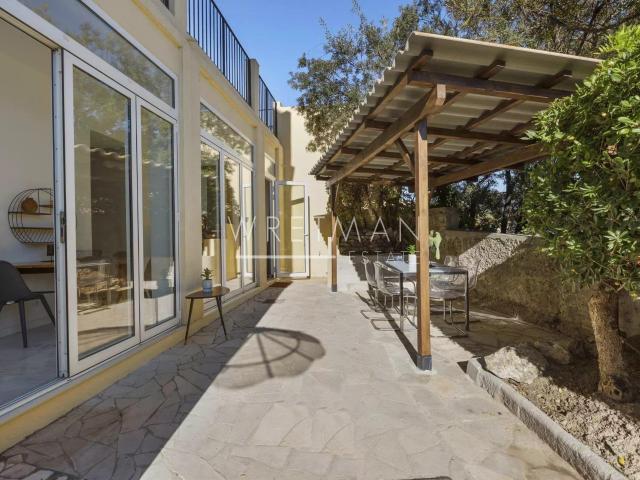 Superbe appartement rénové en rez de jardin Cannes 68m² Cannes