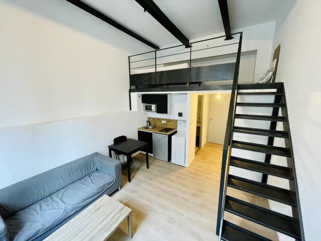 Appartement rénové et meublé 11 rue Nicolas Chaize