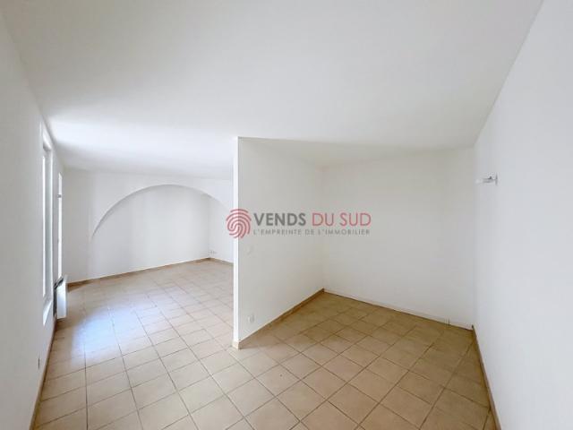 Appartement rénové MONTAGNAC