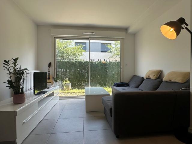 Appartement récent 2 pièces 44.02 m²