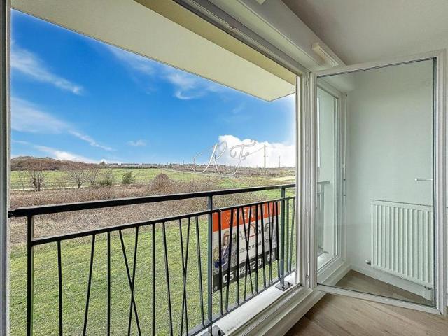Appartement récent sans vis à vis