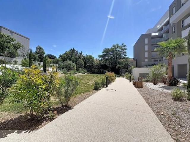 appartement récent T4