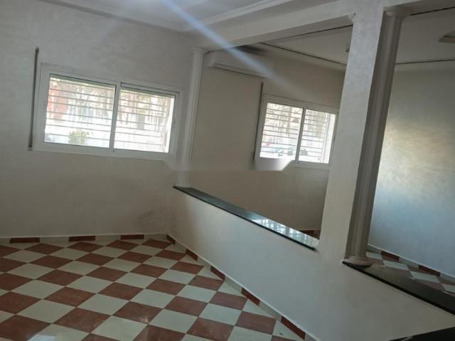 Appartement Red Chaussé Très Bien Placés