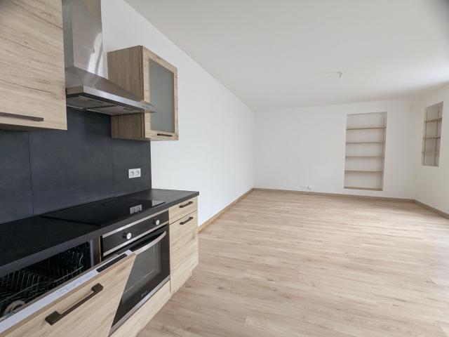 APPARTEMENT REFAIT A NEUF