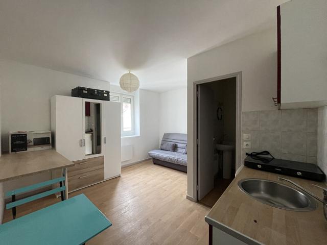 Appartement Reims 1 pièce s 17 m2