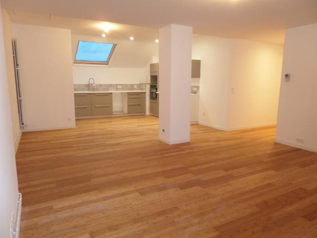 APPARTEMENT REIMS CENTRE, place du Forum