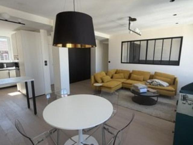 Appartement • Reine Mairie