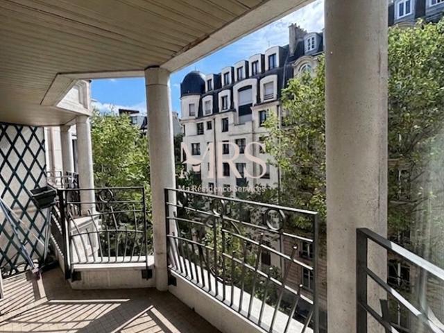 Appartement résidence senior 2 pièces à PARIS 75016