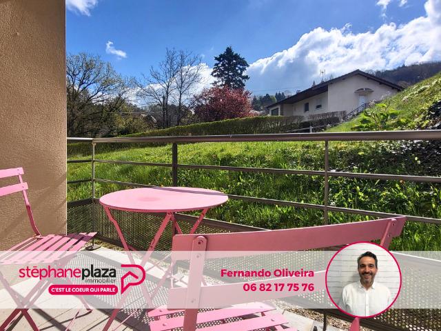 Appartement, résidence récente à Lons le Saunier, 2 CH, terrasse, stationnements