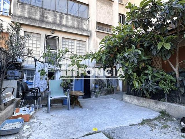 APPARTEMENT REZ DE JARDIN DE TYPE 2 DE 43m2 AVEC EXTERIEUR 3 eme arrondissement