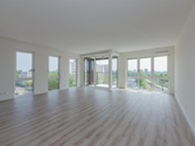 Appartement Roolandweg in Haarlem