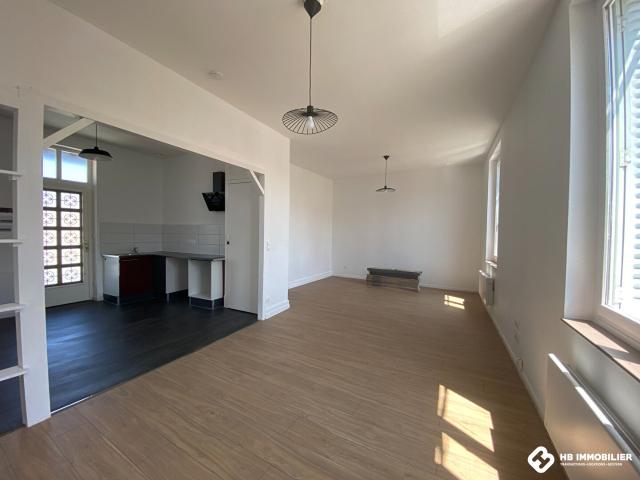 Appartement Roanne 3 pièces 74.11 m2