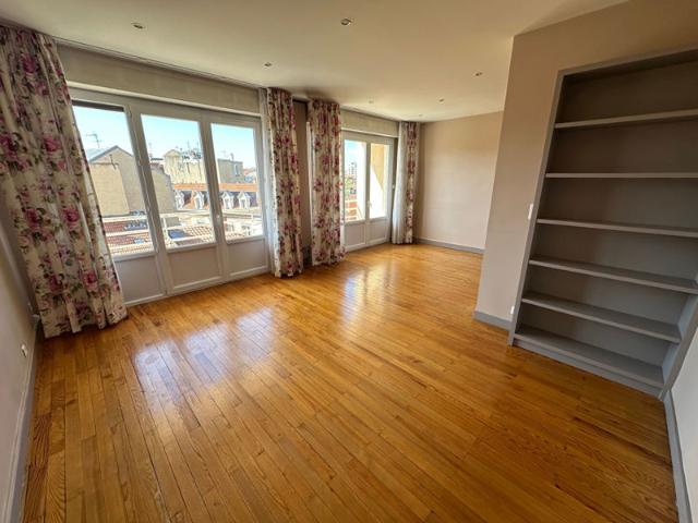 Appartement Roanne 4 pièce s 109.1 m2